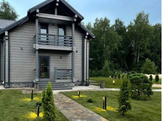 Благоустройство участка вокруг загородного дома 
